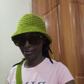 Granny stitch bucket hat