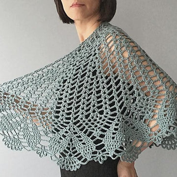 Monica - floral lace shawl