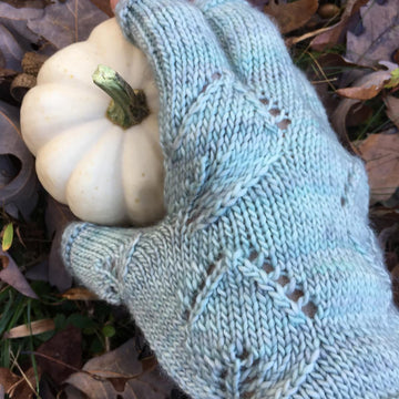 Twin Leaf Gloves