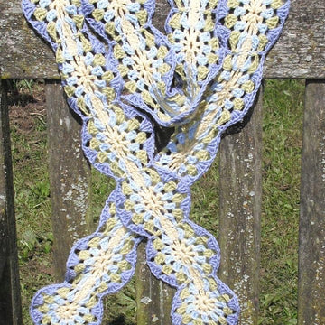 June crochet scarf (continuous granny circles)