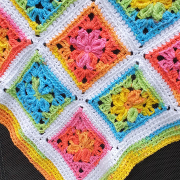 Starburst Granny Square Blanket (UK)