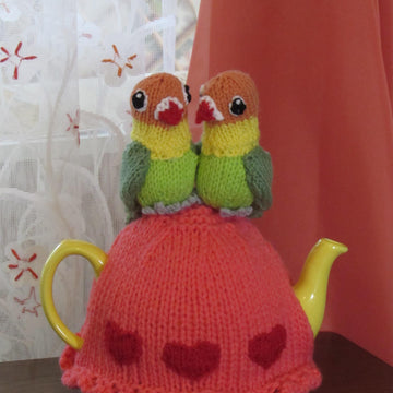 Lovebirds Tea Cosy Knitting Pattern