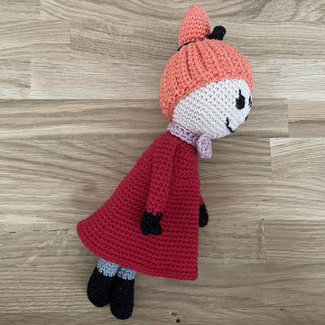 Mischievous girl amigurumi