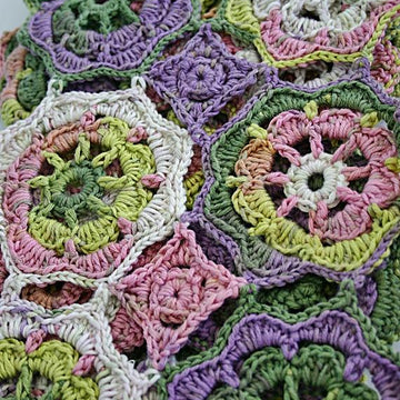 Infinity Blossom Cowl