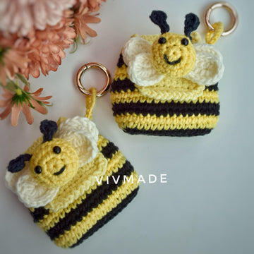 Bees Pouch