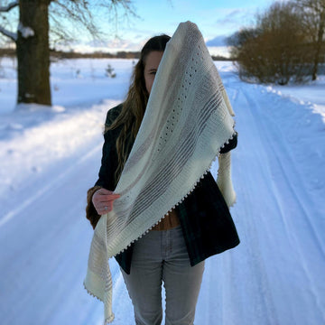 Snow night shawl