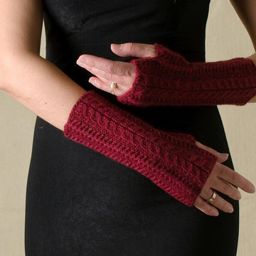 Lace Fingerless Gloves