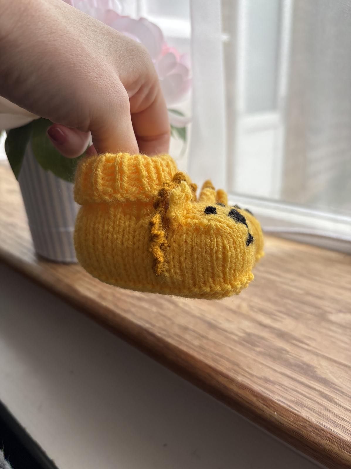 Lion Baby Booties