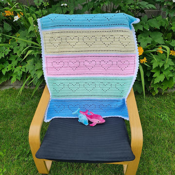 Full of Hearts Filet Blanket