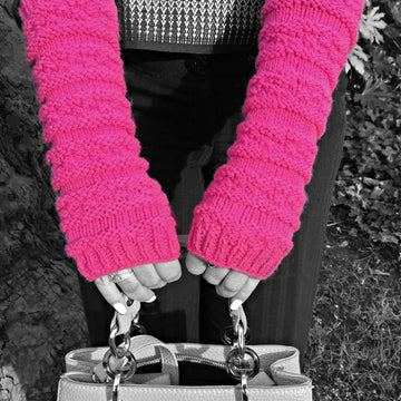 Warm Me Up Scotty â€“ Fingerless Mitts