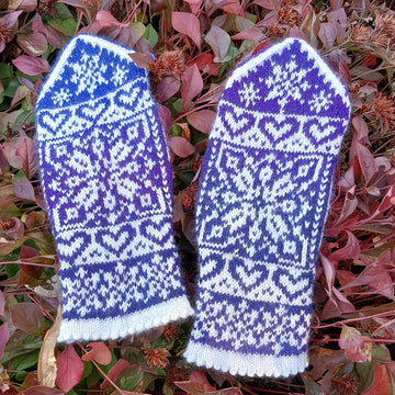 I ♥ Snowflakes Mittens