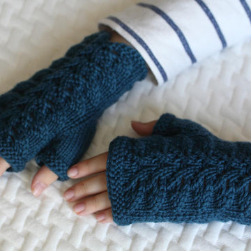 Leaf Lace Fingerless Mitts