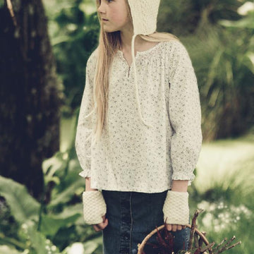 Beatrice Pixie Hat and Mitts - Lc29