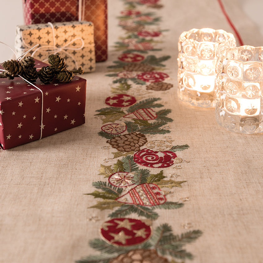 Rico Christmas Wreath Kit Runner Embroidery Kit - 150cm x 40cm