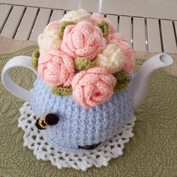 Rose Garden Bouquet Tea Cosy