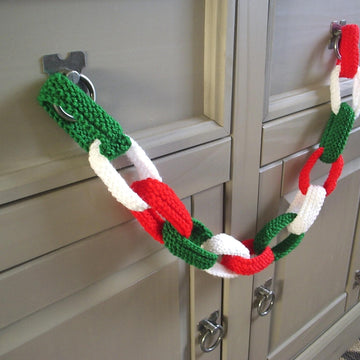 PAPER CHAIN CRAZE DK knitting pattern Hair Bun Wrap Necklace Bracelet Christmas Birthday Decorations Bunting