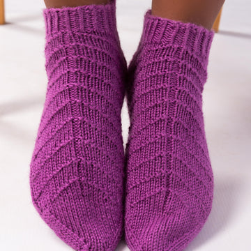 Diagonal Lines Socks
