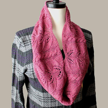 Hawthorn Lace Cowl