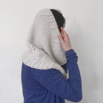 Debbie - leaf pattern cowl