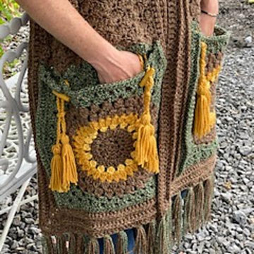 Sunflower Pocket Shawl