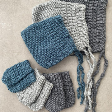 Baby Bonnet & Mittens