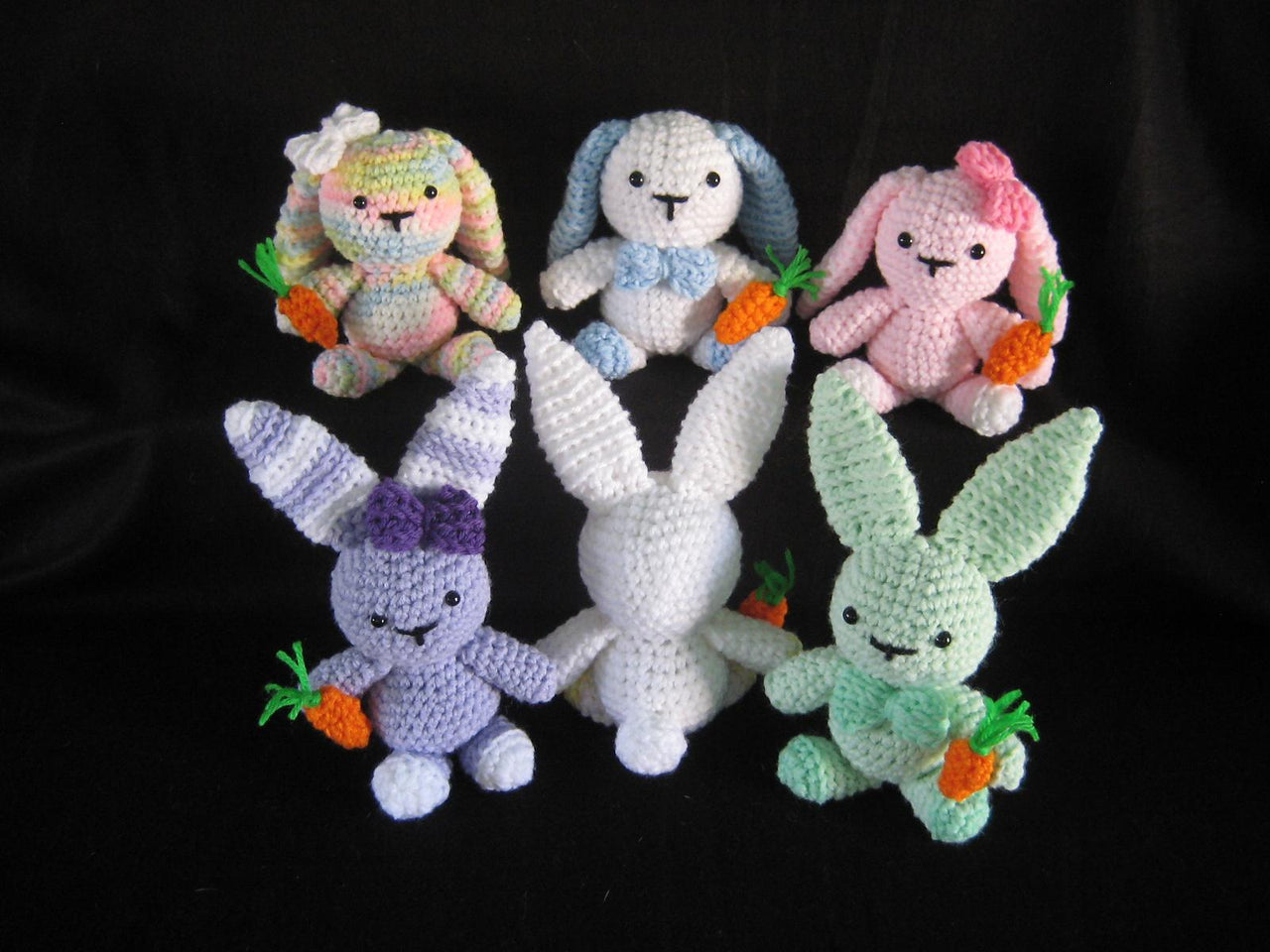 Bunny with Carrot Amigurumi
