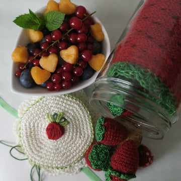 Sweet Strawberry Scarf