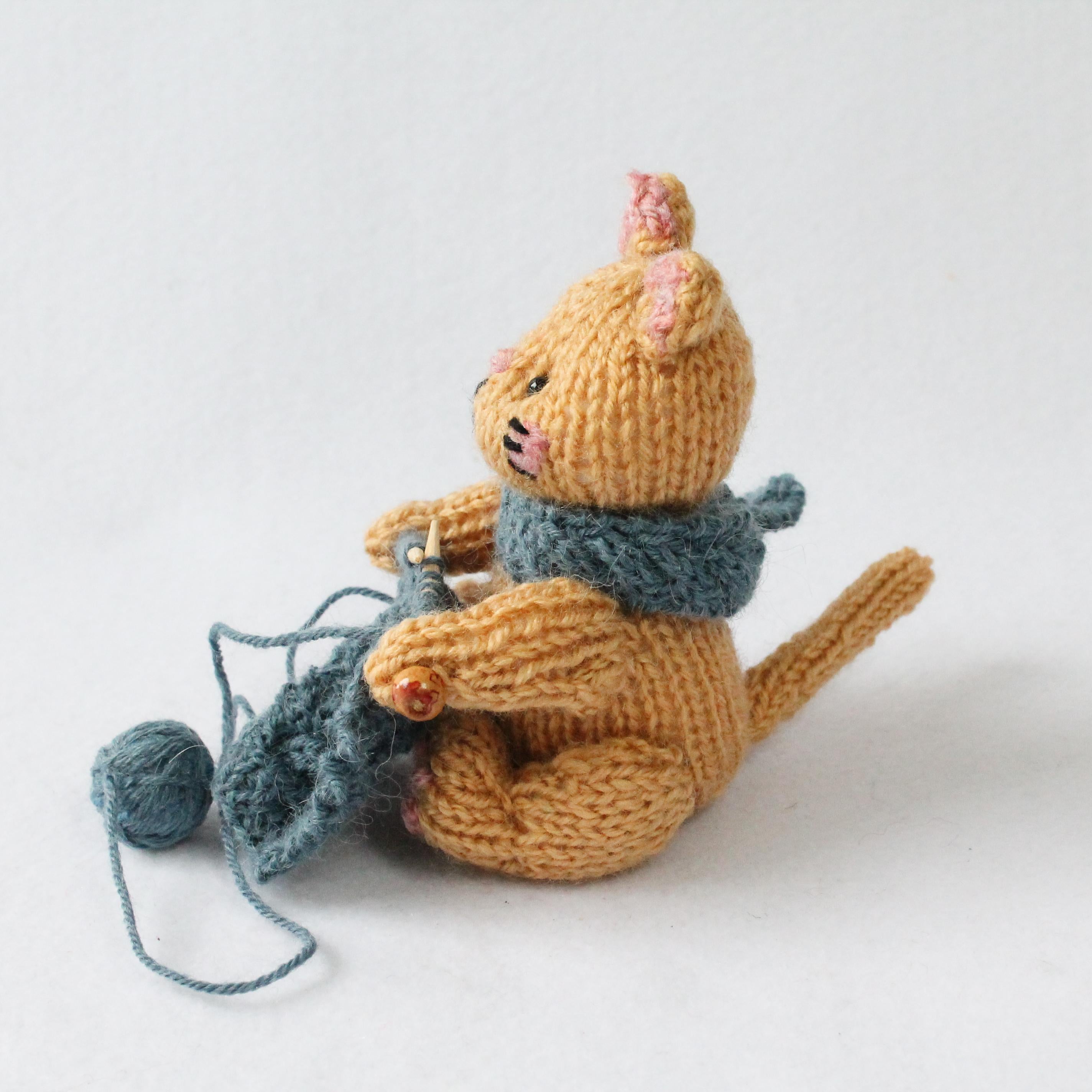 Knitting Cats