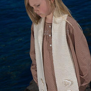 Spinning Petals Scarf by Little Cupcakes - Lc07