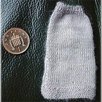 1:12th scale Ladies Pencil Skirt