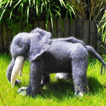 Engelbert Superfast Elephant