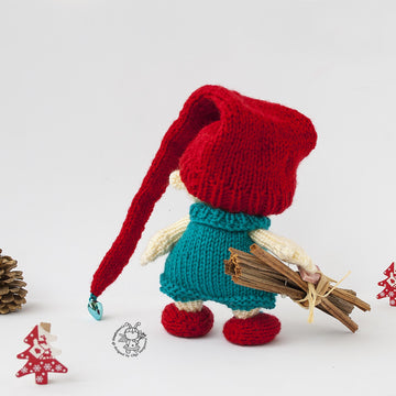 Christmas gnome doll knitting flat