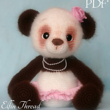 Bamboo Kisses, the Panda Bear Amigurumi