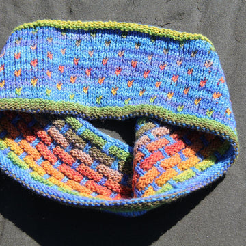 Igloo DK Cowl and Headband/Hat 4128