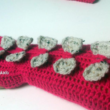 Puff Stitch Beret and Armwarmers Plussize