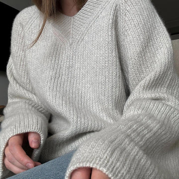 Chantal Sweater V-neck