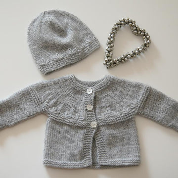 Petit Tresor (Cashmere Cardigan and Baby Beanie)