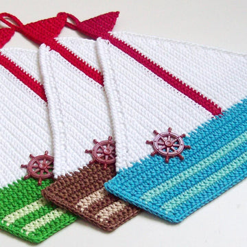 208 Yacht decor or potholder