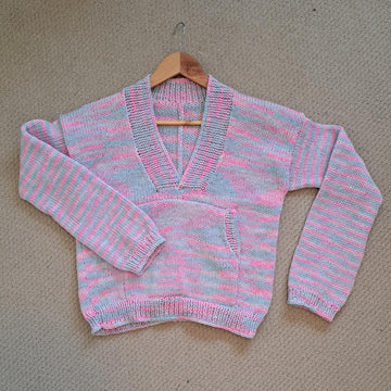 Sentro knitting machine sweater