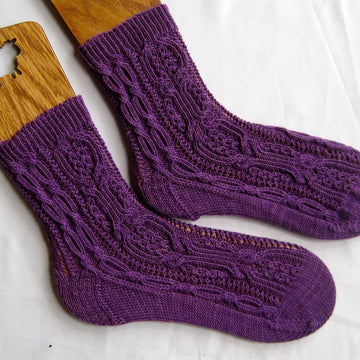 Salisbury Cabled Socks