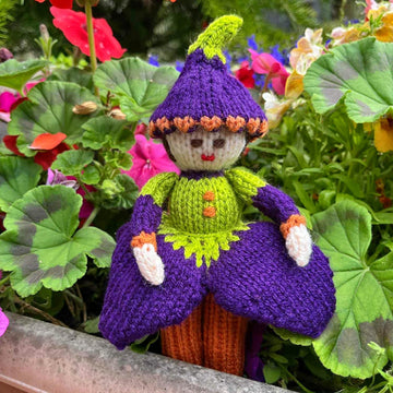 Crocus Flower Doll Knitting Pattern
