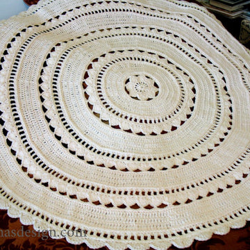 Round Floral Blanket