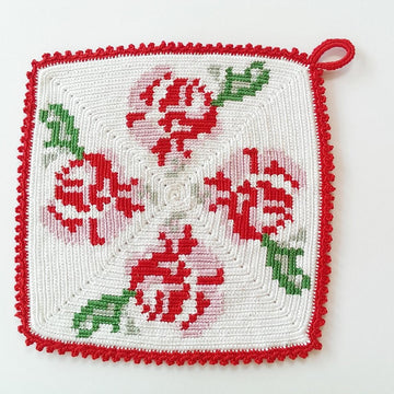 Potholder with roses