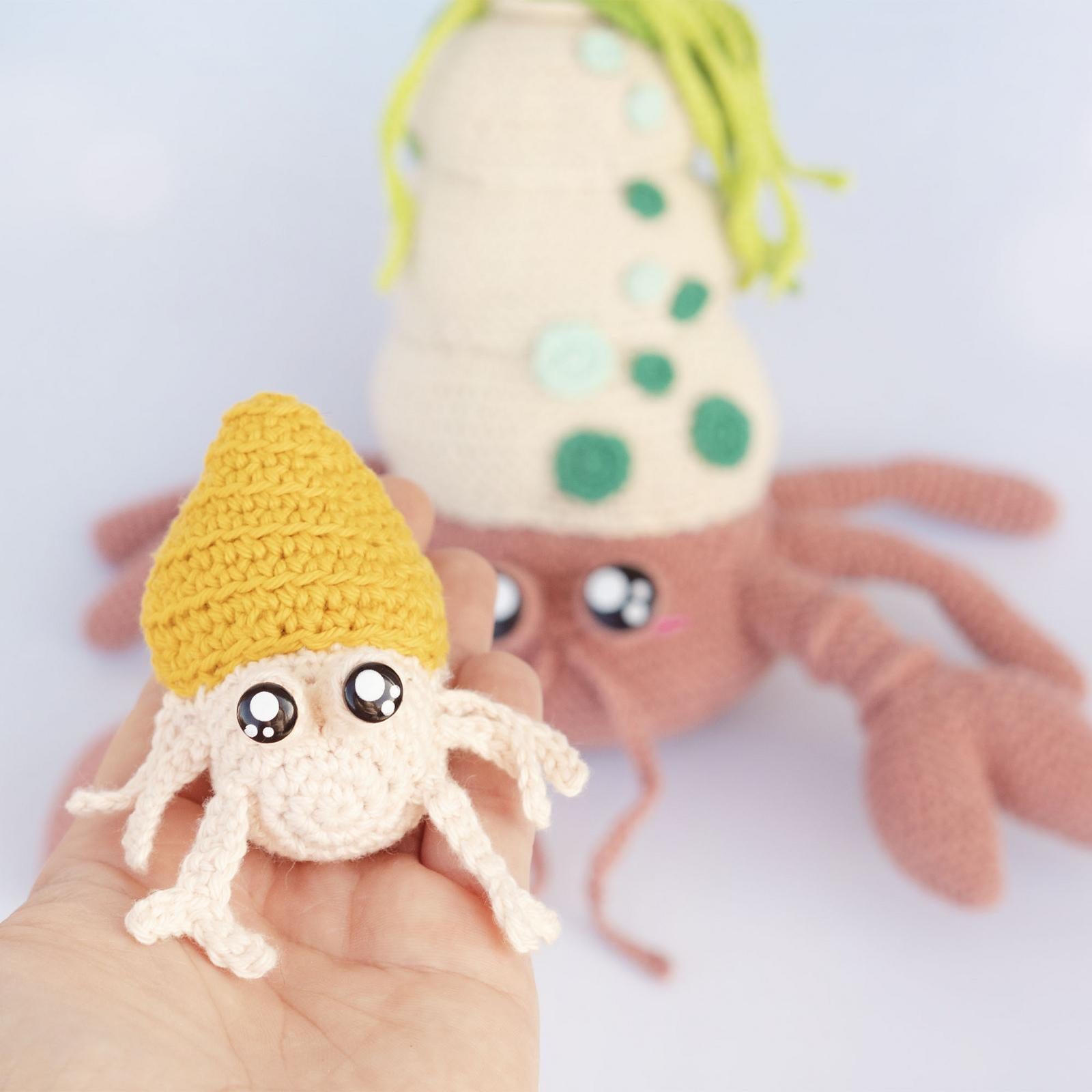 Hermit crab mom and her babies