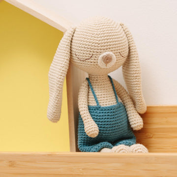 Crochet bunny pattern, amigurumi bunny