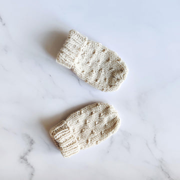 Broadstairs Dot Mittens for baby