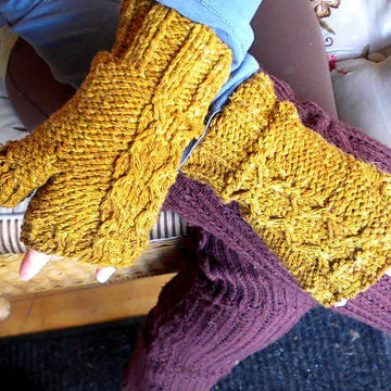 Sheepback Mitts