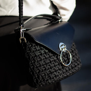 Monique crochet bag