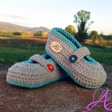 Baby Shoes - 4 Sizes Inside