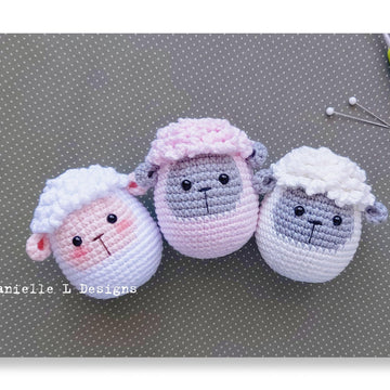 Easter lamb amigurumi